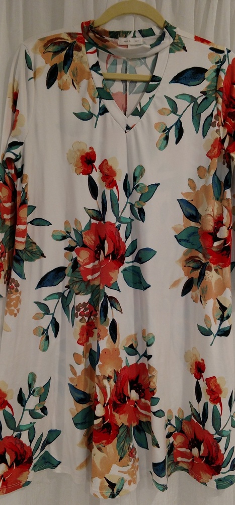 Reb & J  220 Tunic Size L